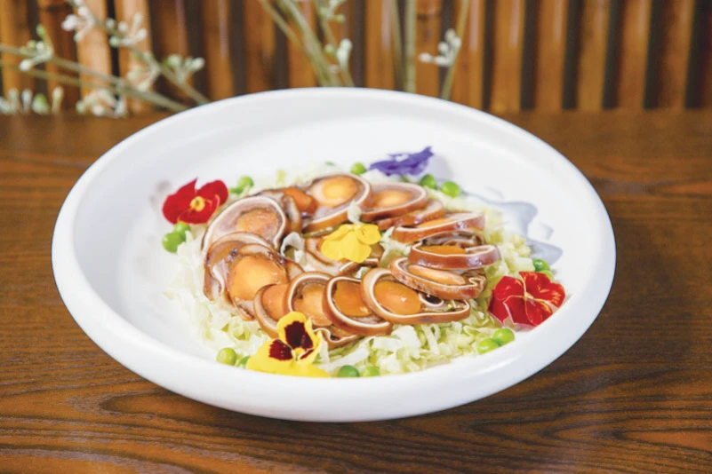 蛋黄层层脆，鸠帮菜代表菜